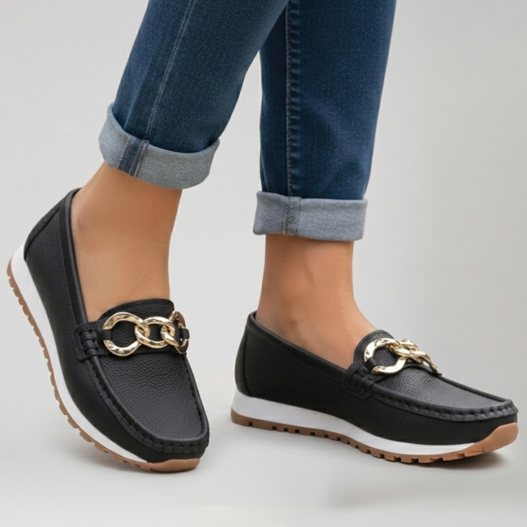 Mocassins Femme Slip-On avec Détail Chaîne
