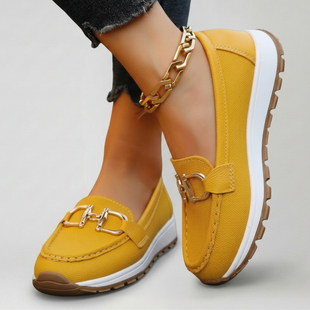 Mocassins Femme Slip-On avec Détail Chaîne
