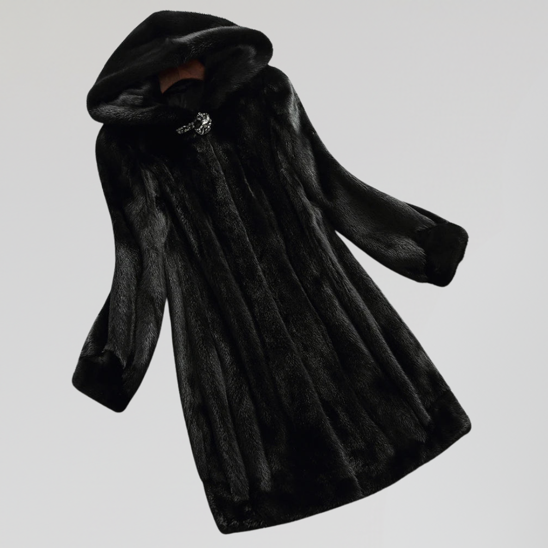 Manteau à Capuche en Fausse Fourrure avec Fermoir Strass